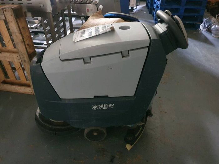 Nilfisk SC500 Scrubber Dryer