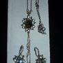 Necklace Pendant Earring Set.  Vintage chain & ear rings Image 3