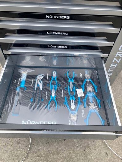 Nurnberg 7/6 Tool box full with tools