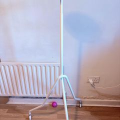 Free- coat stand