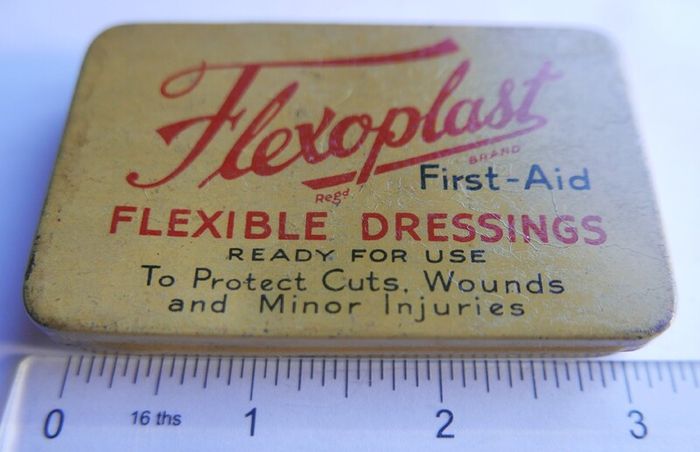 Vintage Flexoplast Plaster Tin, Vintage Advertising, Medical, Dressing