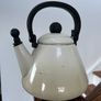 Le Creuset Kettle Image 2