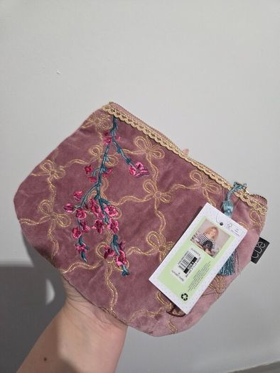 CAROLYN DONNELLY Eclectic Bird & Floral Quilted Travel Bag