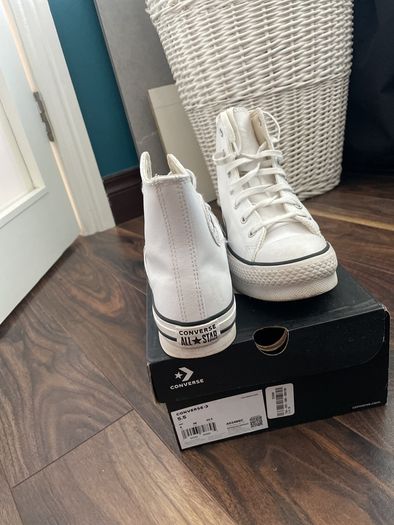 White converse