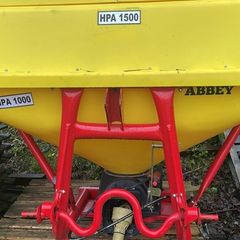 Abbey fertiliser spreader as new