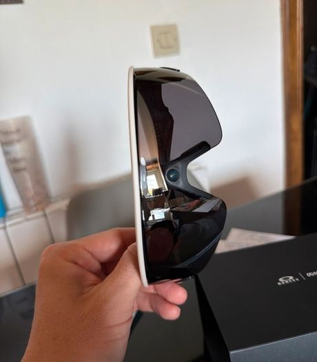 Oakley meta glasses
