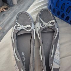 american eagle shoes size 7