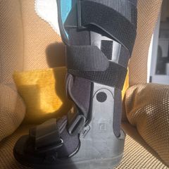Fracture boot