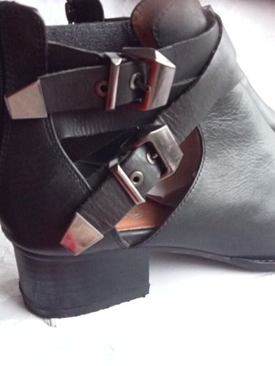 PRICE DROP, Fabulous "Jeffrey Campbell, Cut Out black leather ankle boots in perfect condition, Size 41/7