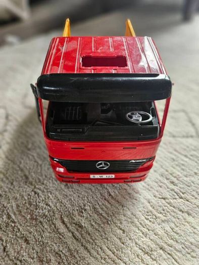 Bruder Truck