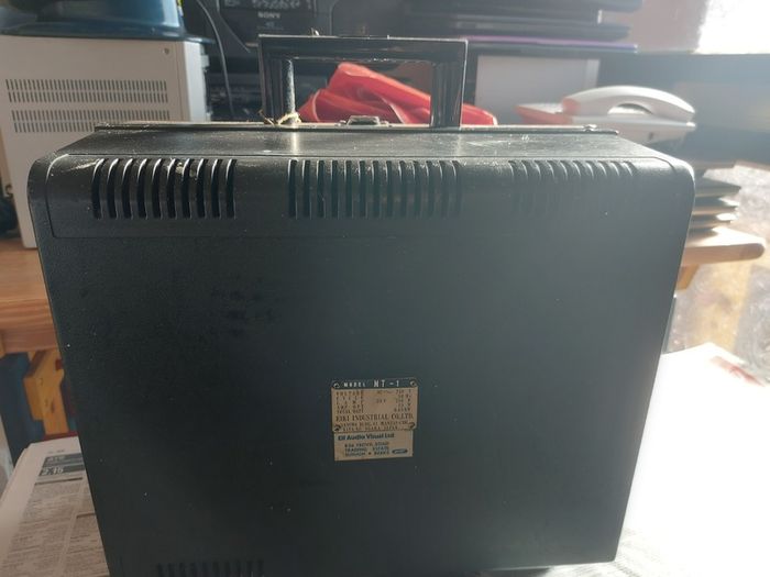 Vintage Eiki Elf NT-1 16mm Sound Film Projector Working Motor Lamp Kowa 11.250mm Lens, in very good condition, not tested