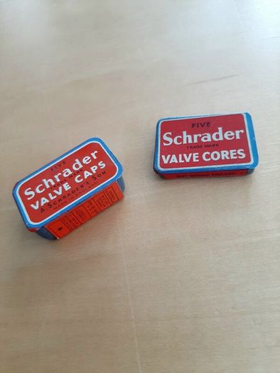 Dunlop cycle repair/Schrader tins