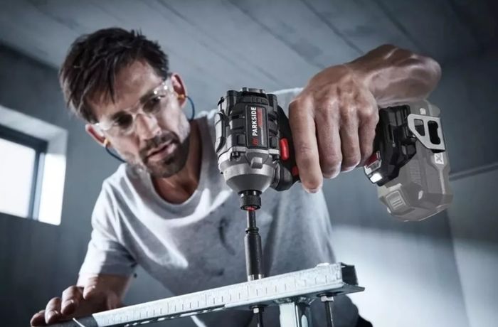 Parkside Performance X20V Cordless Brushless Impact Driver 226NM 1/4 Hex. 12AH 8AH 4AH X20V Smart Bluetooth Batteries 12A X20V Smart Bluetooth Super FAST Charger. 2x 4.5A X20V Dual Fast Charger. 4.5A X20V Fast Charger PDSSAP 20-Li D3