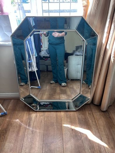 EZ living mirror