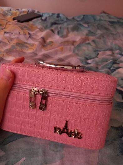Makeup bag / cosmetic bag