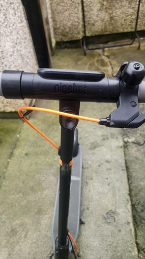 Electric scooter