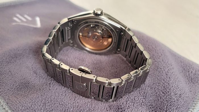 Frederique Constant Highlife COSC