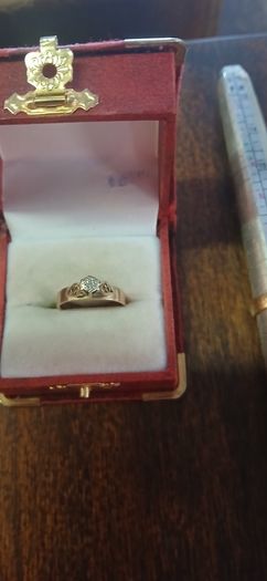 9ct wedding ring and diamond engagement ring