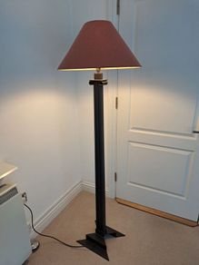 Floor lamp