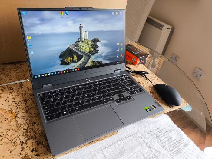 Gaming Laptop Lenovo Loq Ryzen 5 7235HS 4/8 RTX3050 6gb 95w 16gb Ddr5 512GB Nvme 144hz Win11 Rgb