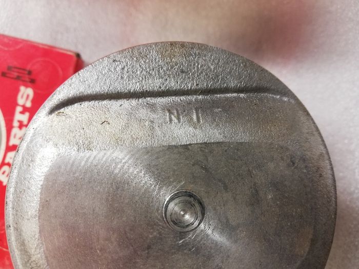 Honda XL250 R Piston and rings