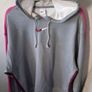 Nike hoodie grey with pink Image 6