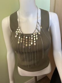 Silver tone multichain necklce