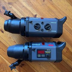 Bowens Espirit studio lights