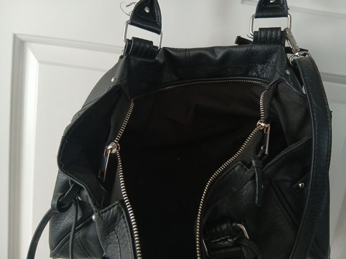 Black bershka handbag faux leather