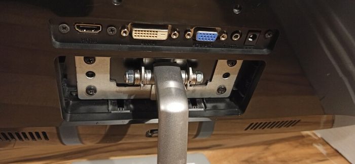 monitor Philips 24"