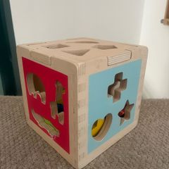 Shape sorter
