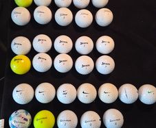 32 Titleist, srixon, Nike,taylormade balls