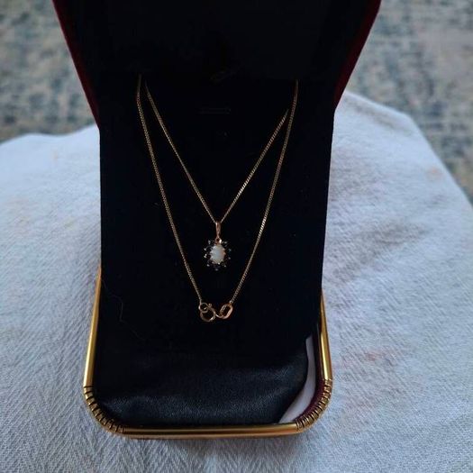 9ct gold  Necklace and 9 ct gold with Natural Sapphire and Natural Opal