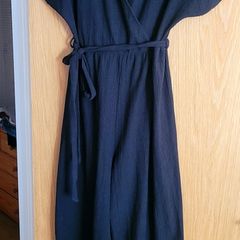 Black jumpstuit, size 14, 3/4 leg