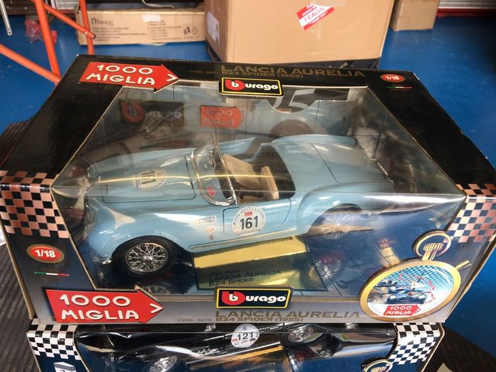 Lancia Aurelia B24 Spider Mille Miglia 1/18 Burago