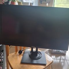 gaming monitor