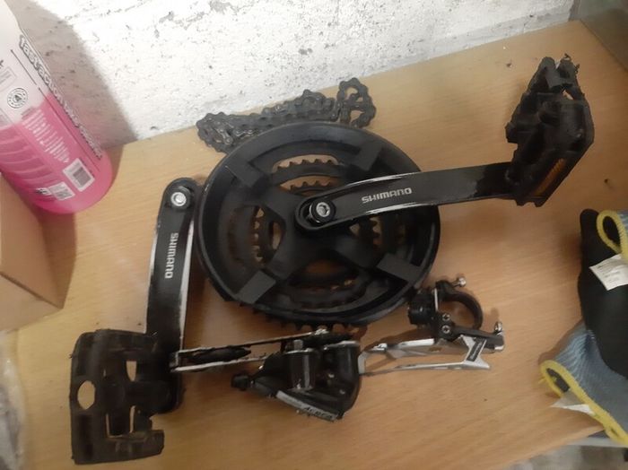 shimano 3 x9 gear drivetrain