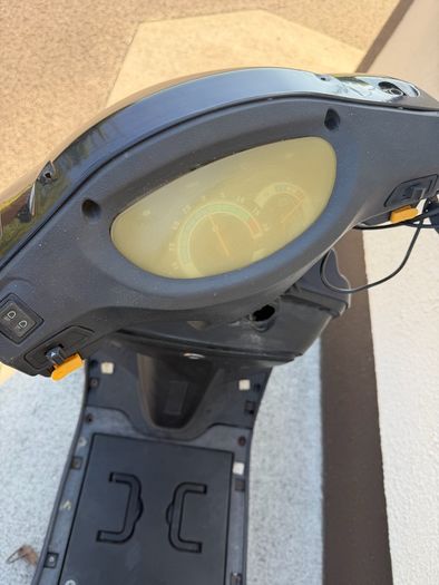 Electric moped