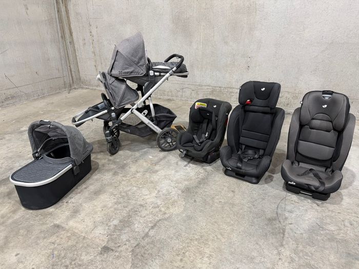 Uppababy Vista twin buggy and three Joie car seats