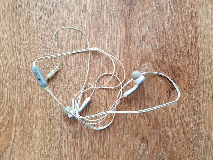 Mexell earphones white