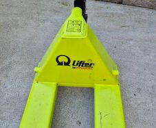 Pramac Lifter 2500kg Pallet Truck
