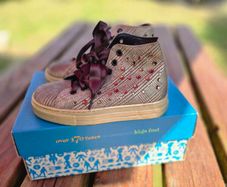 I Pinko Pallino Designer Boots, UK Junior 11, EU 29 Brand New, AV