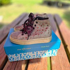 I Pinko Pallino Designer Boots, UK Junior 11, EU 29 Brand New, AV