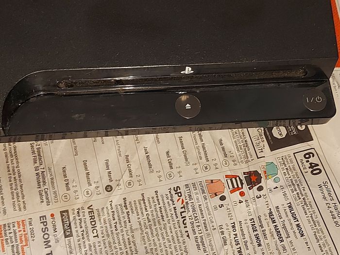 SONY Playstation 3, Model CECH-2003B, Comes with Power Cable only, Powers on and off, excellent cosmetic condition