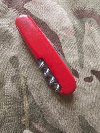 Vintage Victorinox Tourist Retired Version 84mm Swiss Army Knife