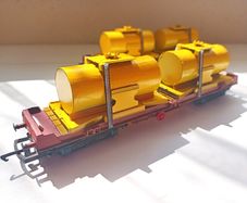 Model  Railway Irish Weedspray Wagons