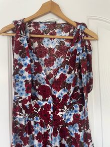 Like New: Zara MIDI Dress (Size Medium)