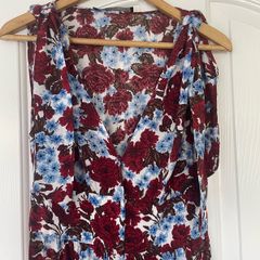 Like New: Zara MIDI Dress (Size Medium)