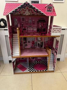 Dollhouse