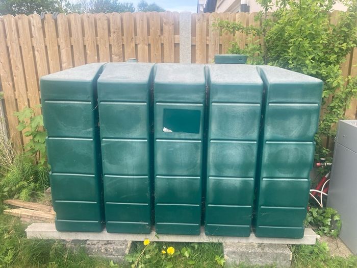 1100 Litre Oil Tank